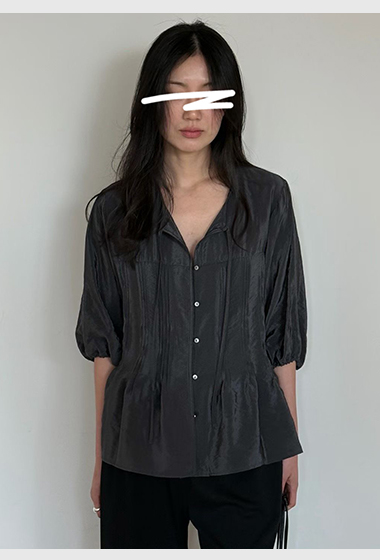 A38.瘦瘦歐膩前壓摺氣質上衣