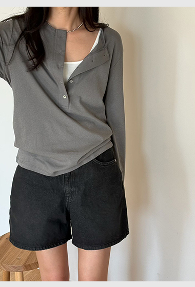 A37.瘦瘦歐膩寬門襟排釦上衣