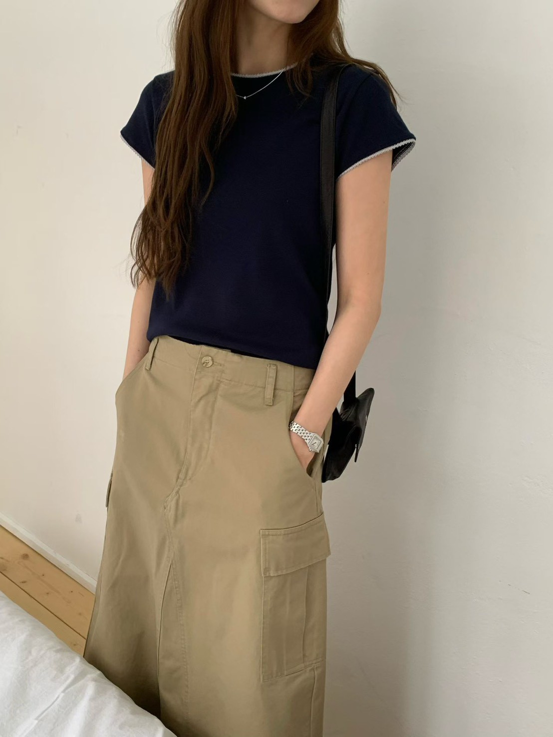 A47.甜美小花彈性滾邊素TEE