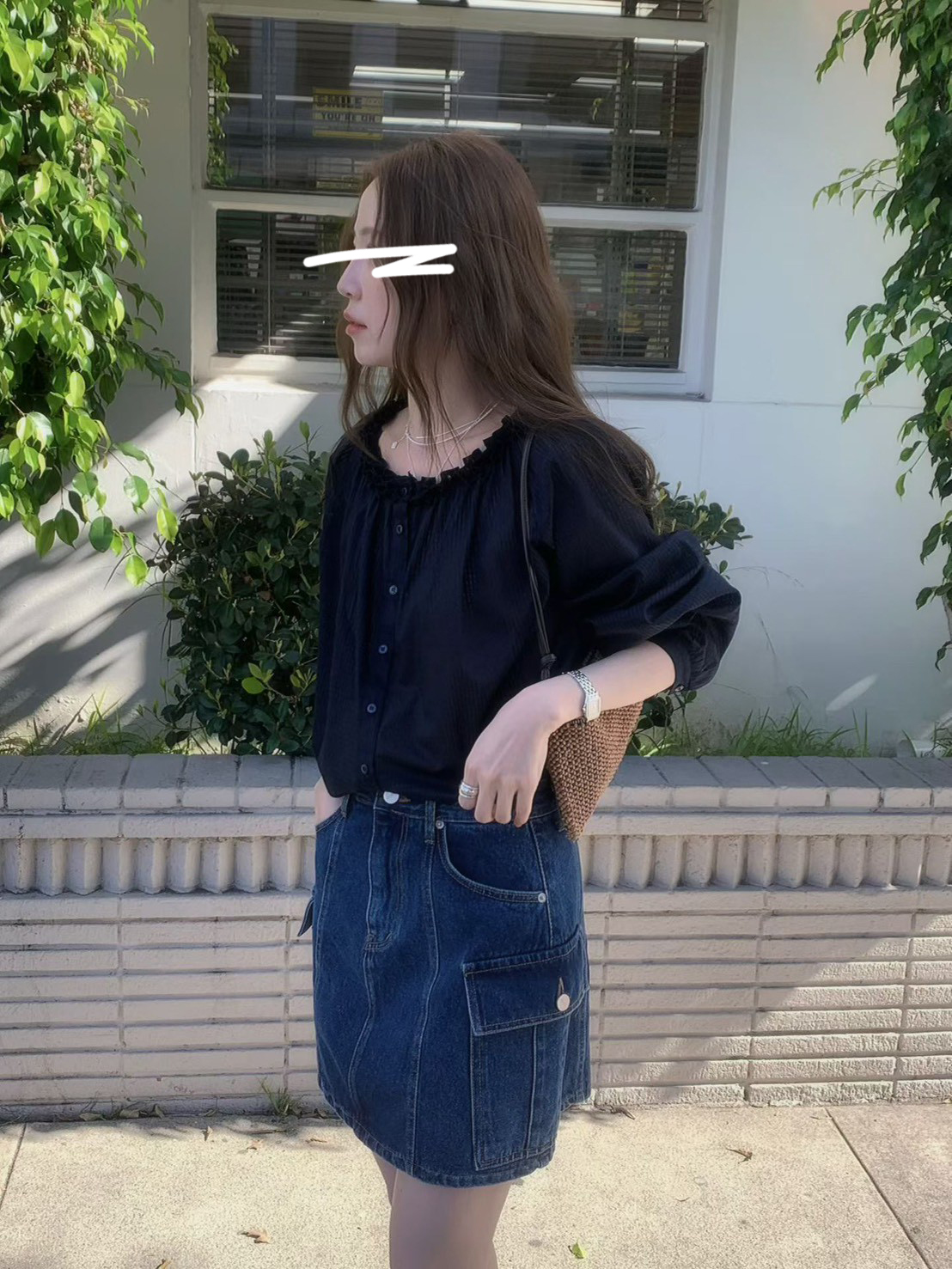 A55.甜美花邊造型領上衣