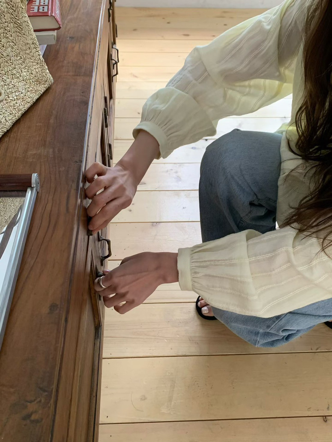 A57.緹花綁帶甜姐兒罩衫