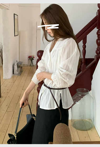 A48.溫柔女孩剪接緹花襯衫