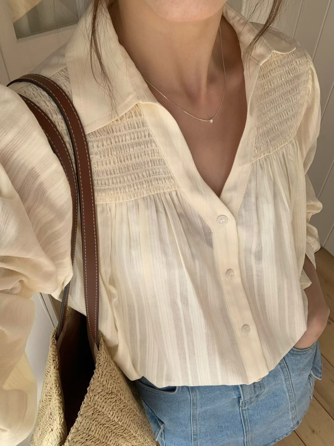 A48.溫柔女孩剪接緹花襯衫