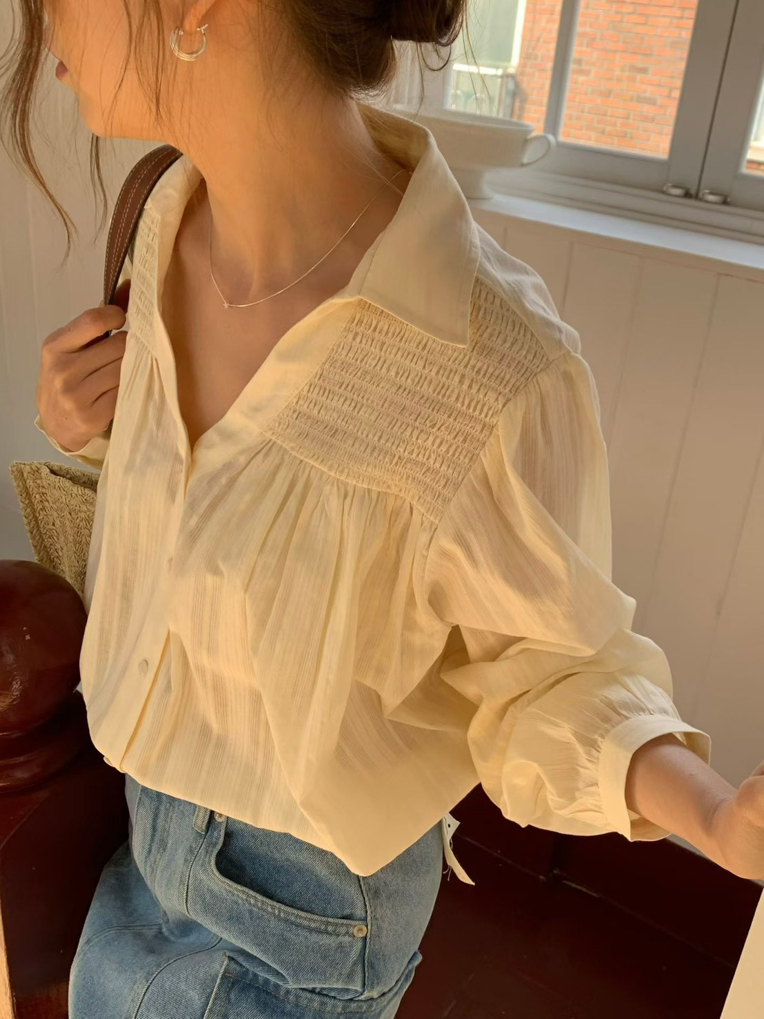 A48.溫柔女孩剪接緹花襯衫