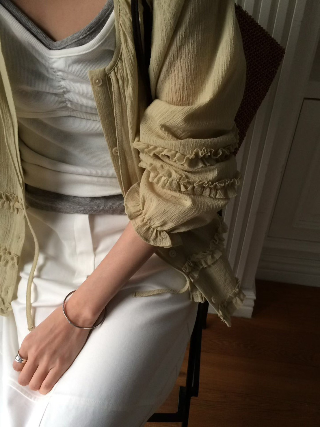 B29.浪漫層次荷葉罩衫