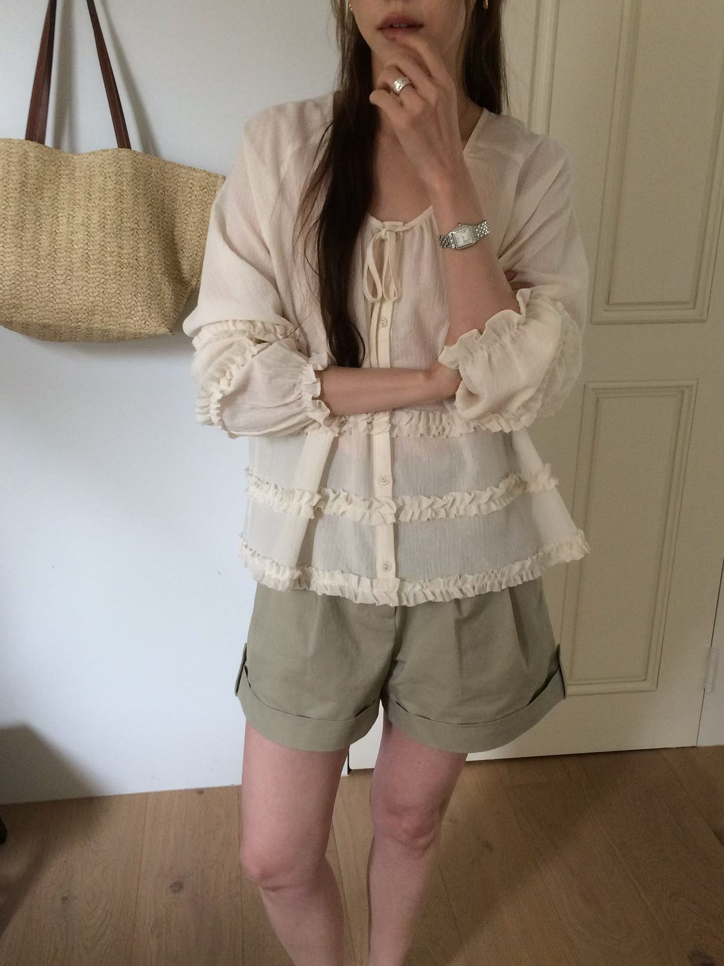 B29.浪漫層次荷葉罩衫