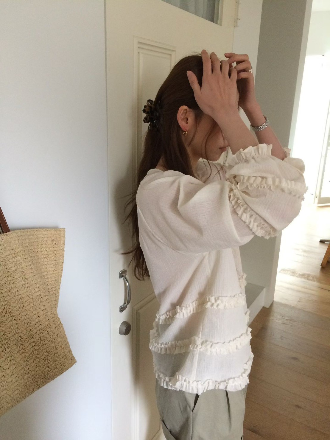 B29.浪漫層次荷葉罩衫