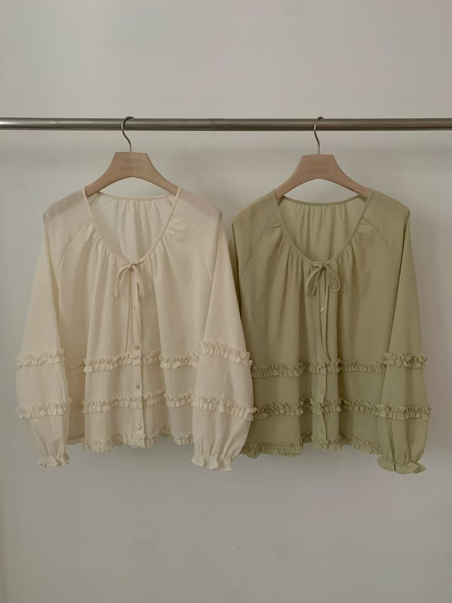 B29.浪漫層次荷葉罩衫