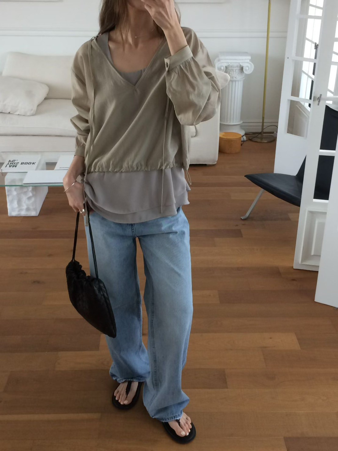 B32.優雅正反兩穿微光澤上衣