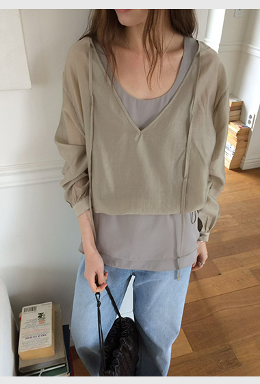 B32.優雅正反兩穿微光澤上衣