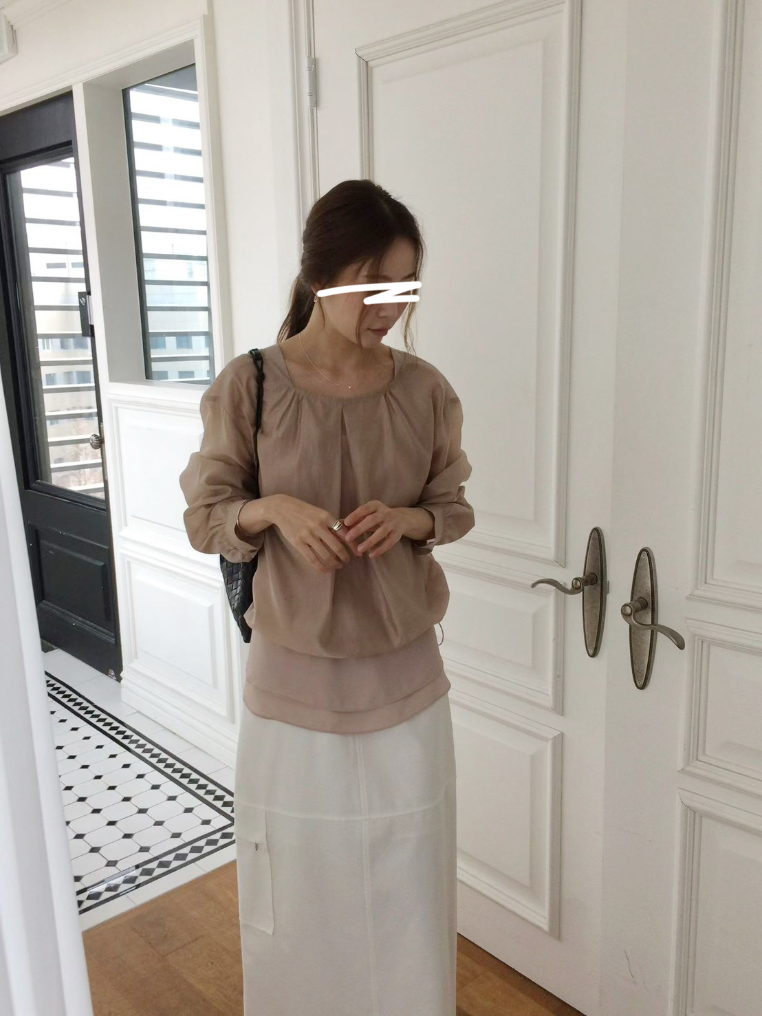 B32.優雅正反兩穿微光澤上衣