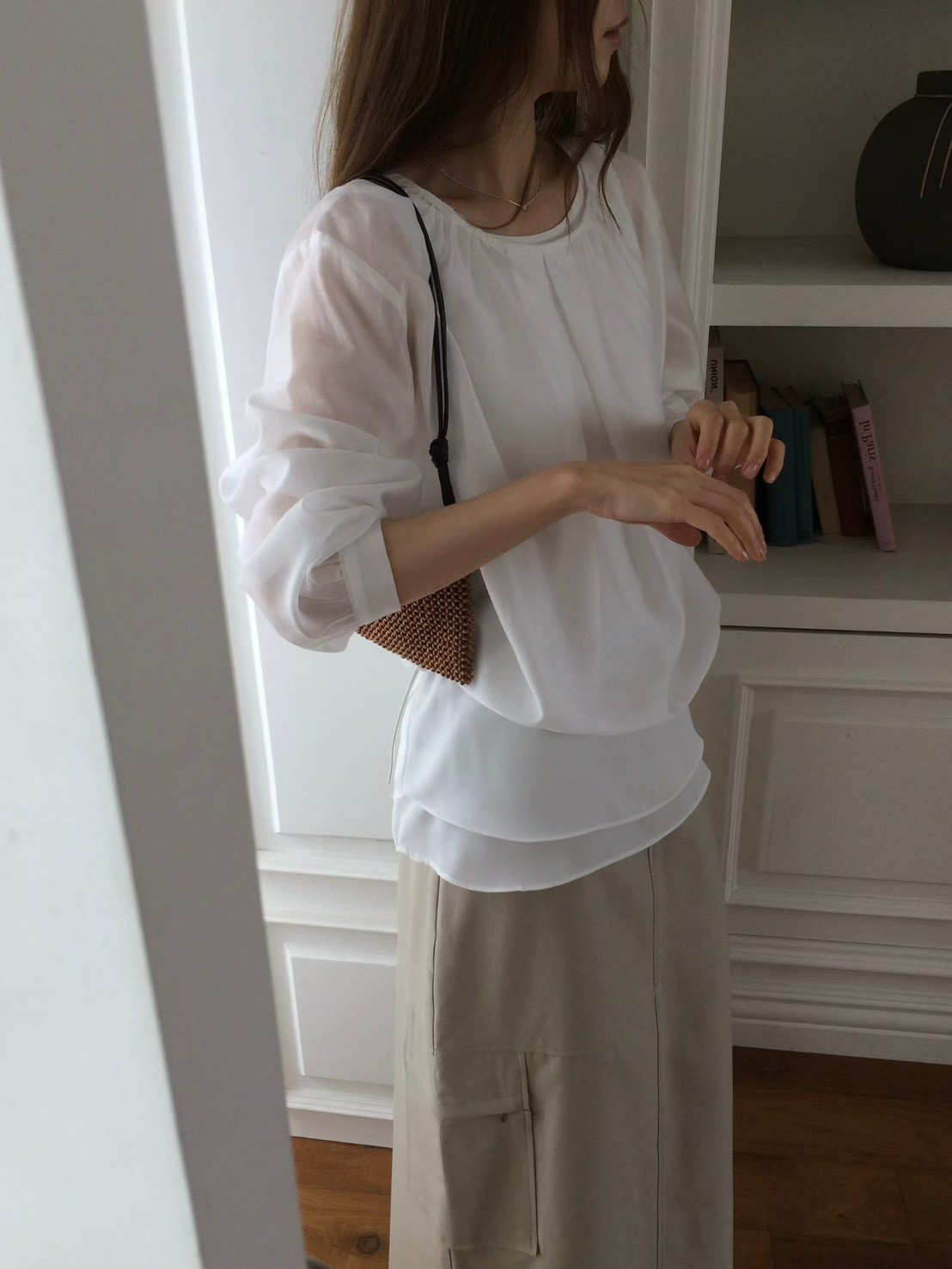 B32.優雅正反兩穿微光澤上衣