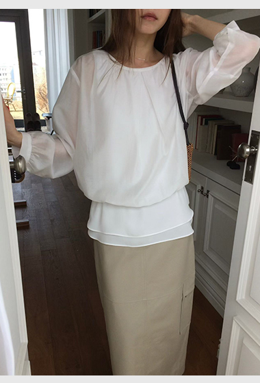 B32.優雅正反兩穿微光澤上衣