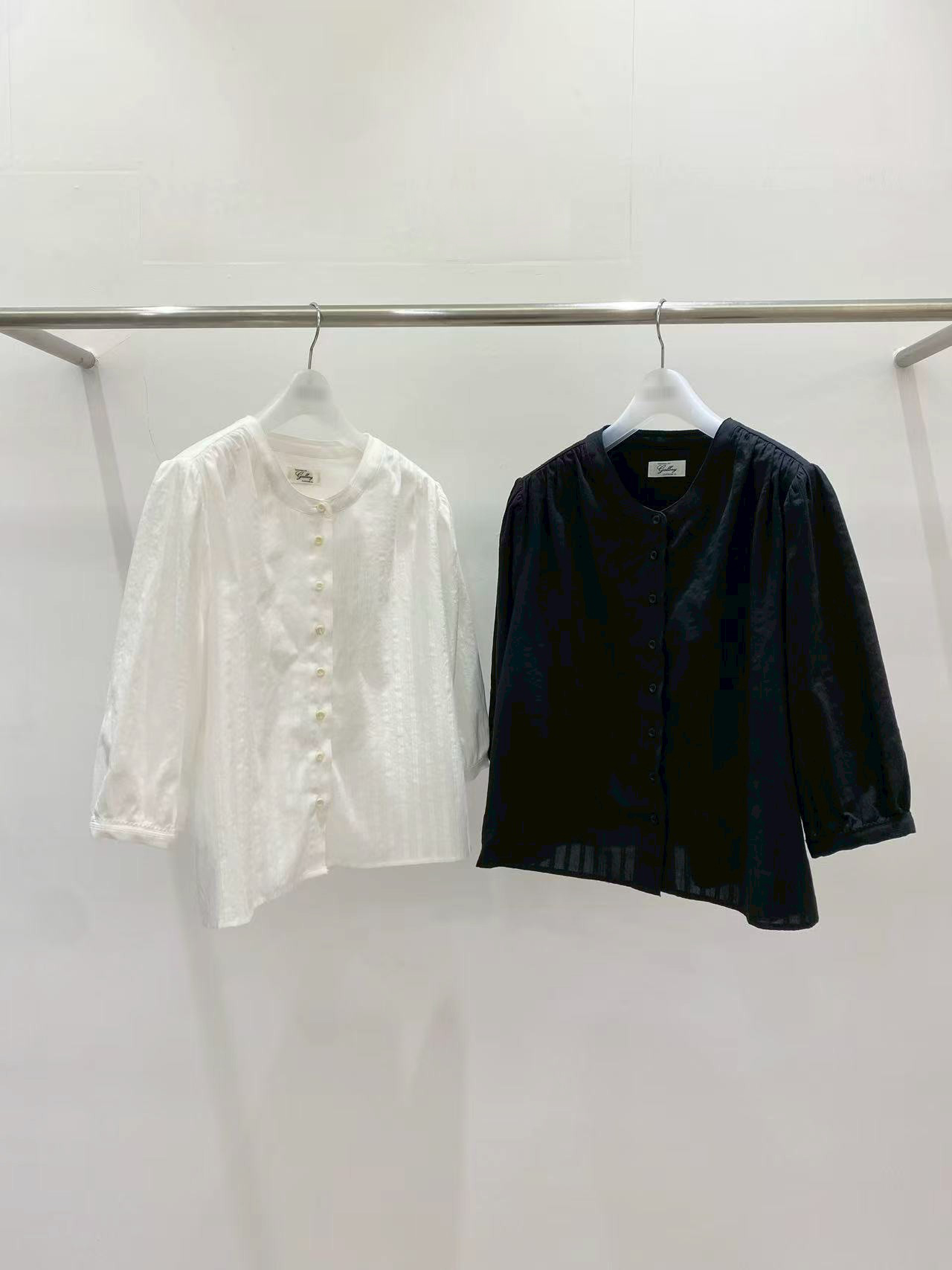 B48.G牌緹花排釦罩衫