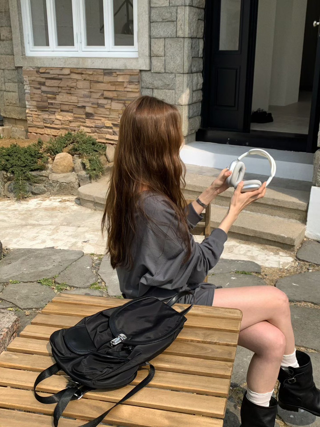 B31.女孩日常大V領休閒上衣