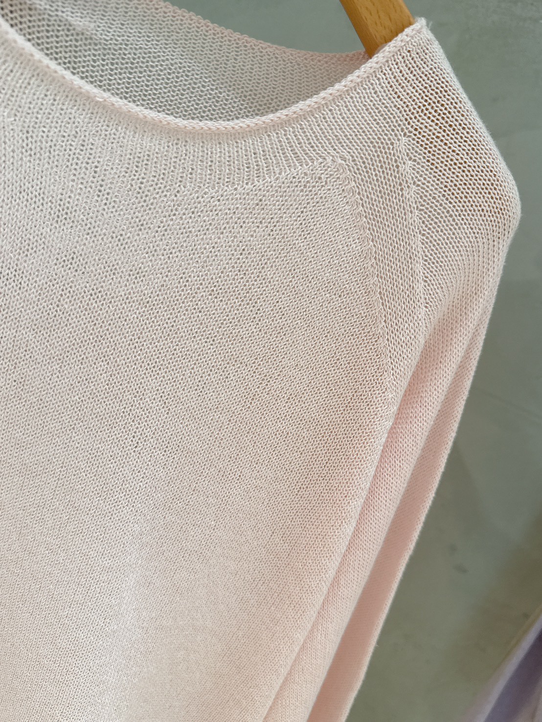 B105.粉嫩女孩百搭針織衫