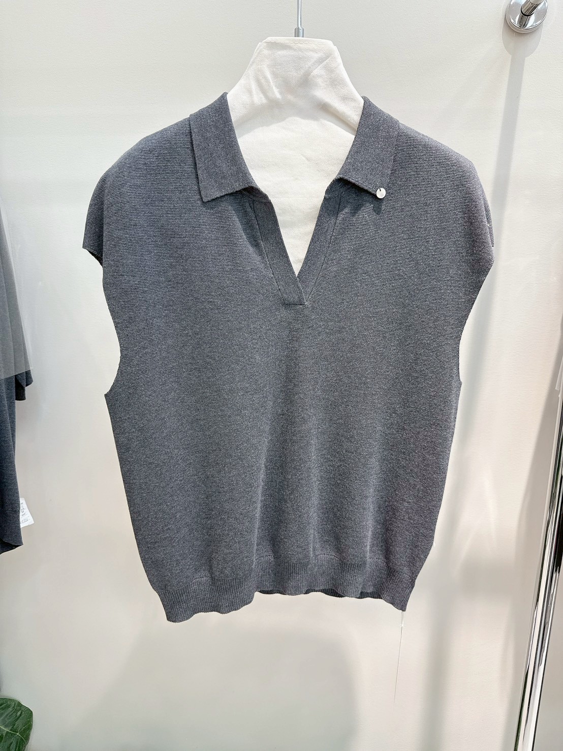 B38.高級V字翻領小包肩針織背心