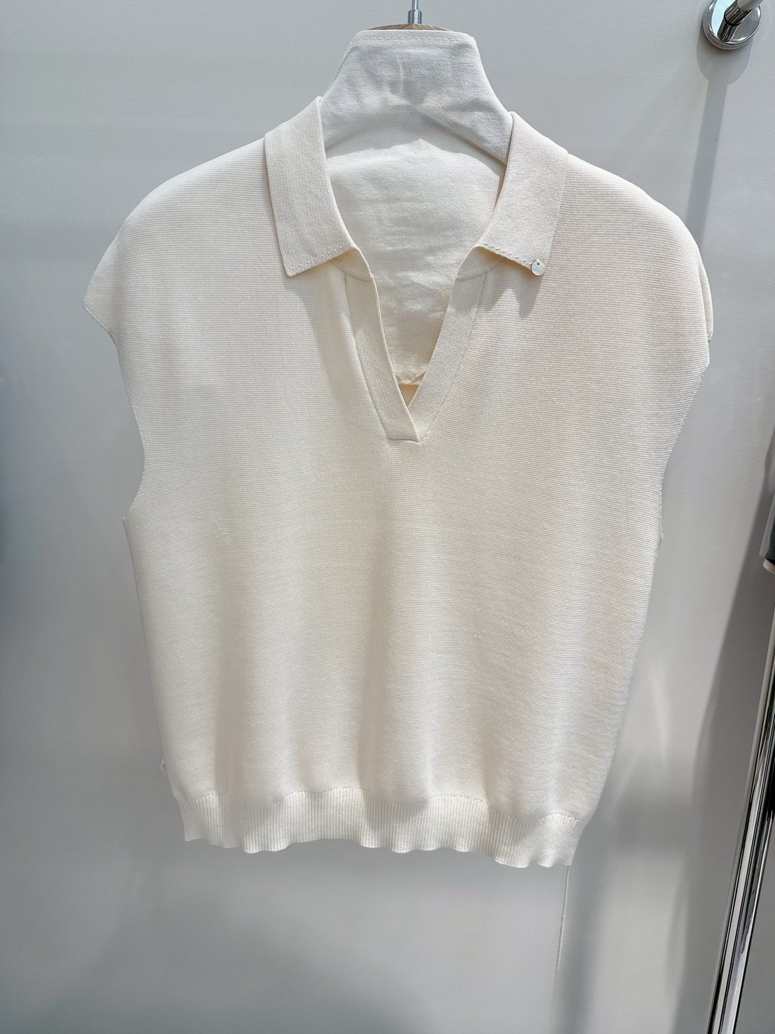 B38.高級V字翻領小包肩針織背心