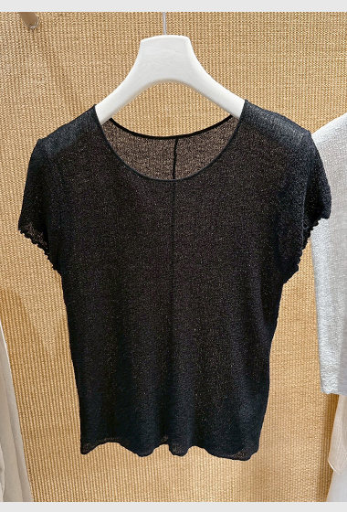 A10.俏皮皺皺布後中心線TEE