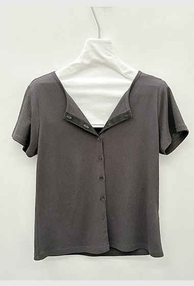 A09.羅紋小排釦短袖上衣