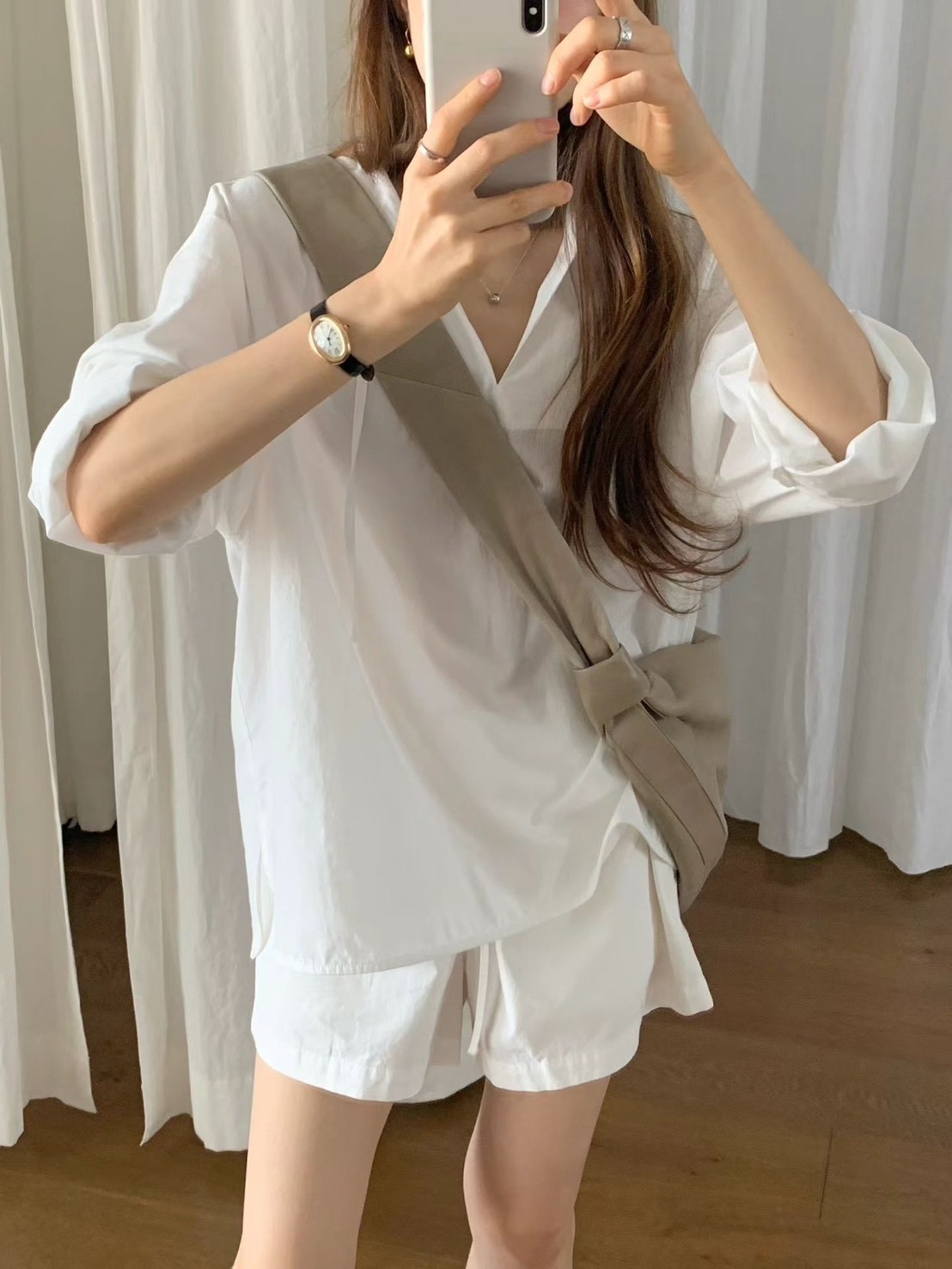 B52.顏值家連帽抽繩寬鬆罩衫