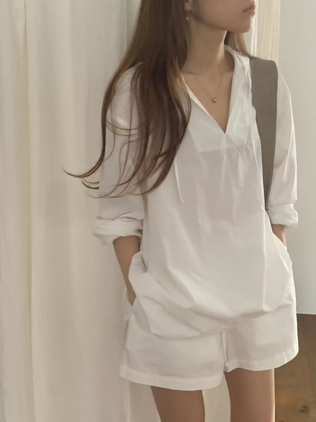 B52.顏值家連帽抽繩寬鬆罩衫