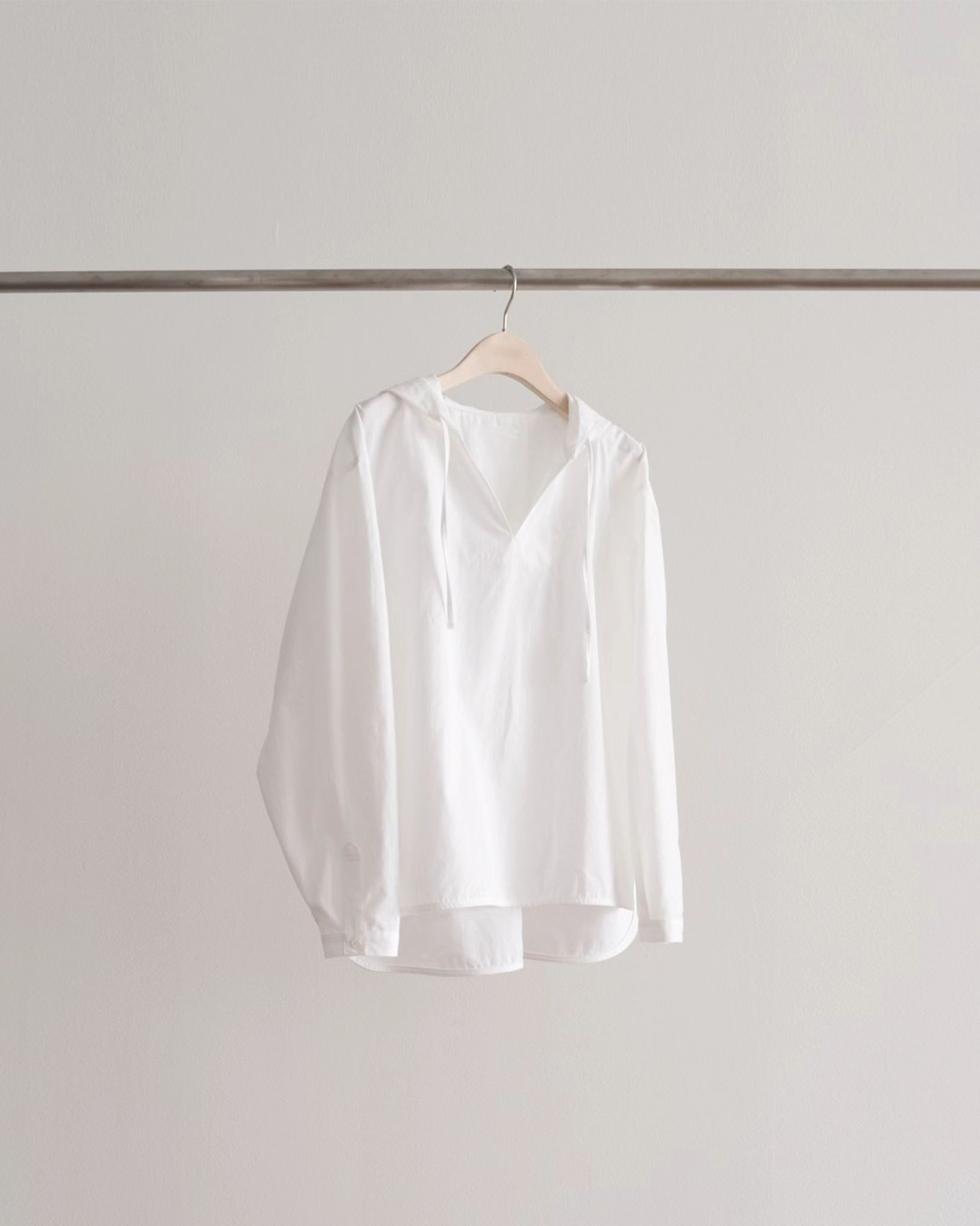 B52.顏值家連帽抽繩寬鬆罩衫