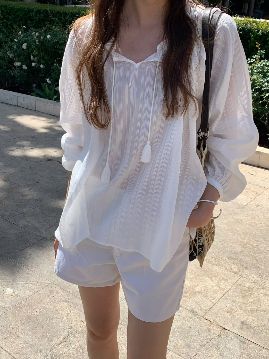 B21.大V家流蘇綁帶罩衫