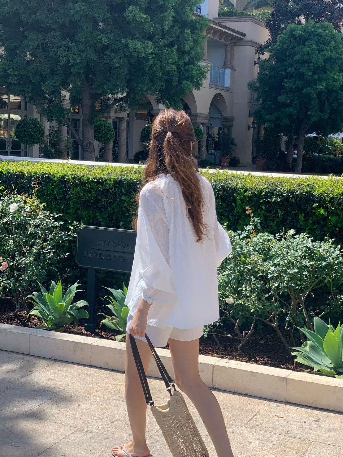 B21.大V家流蘇綁帶罩衫