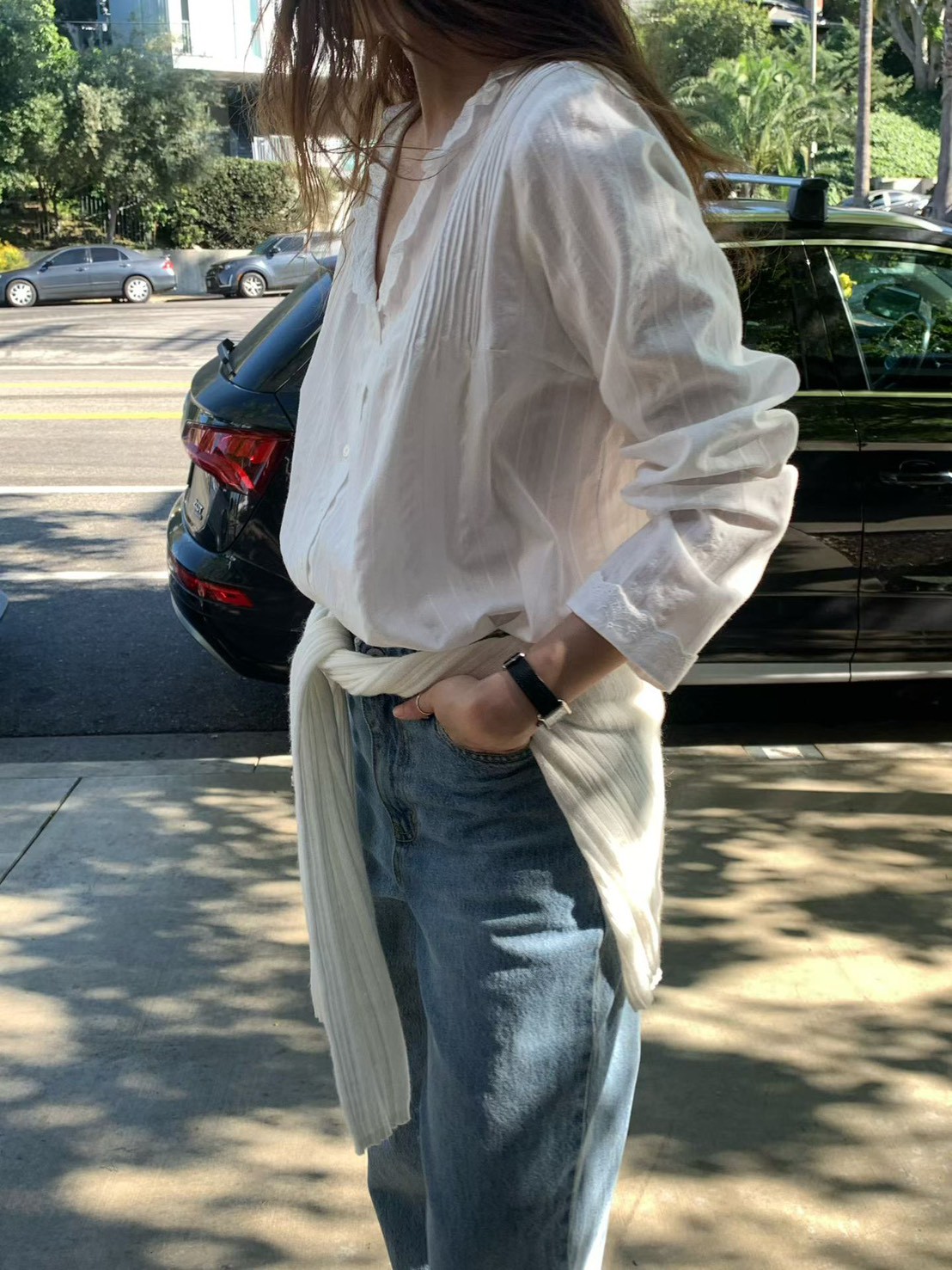 B22.大V家荷葉U領罩衫