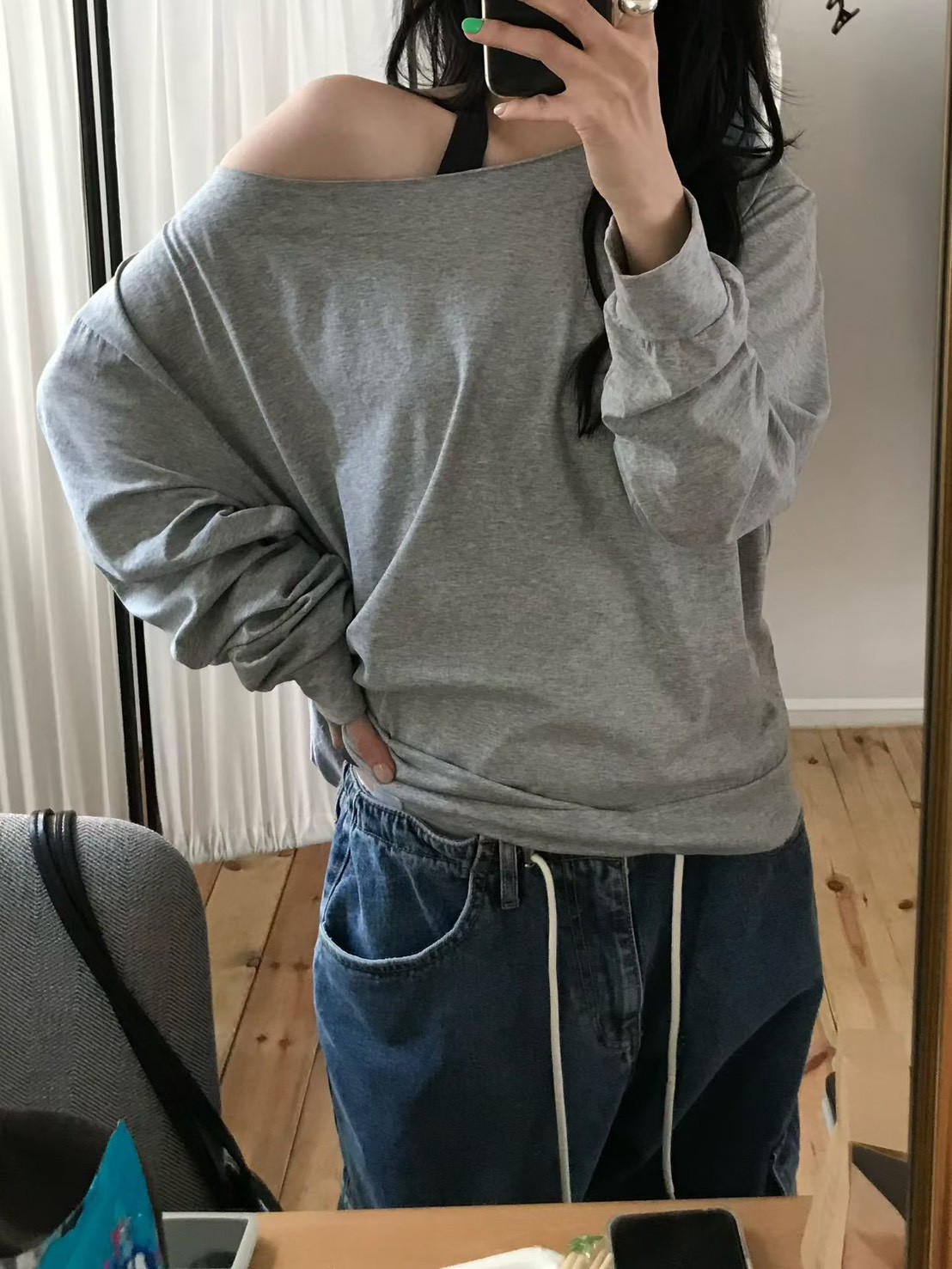 B91.小V家可露肩船領薄TEE