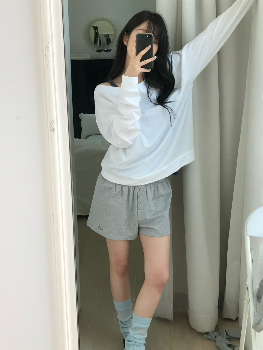 B91.小V家可露肩船領薄TEE