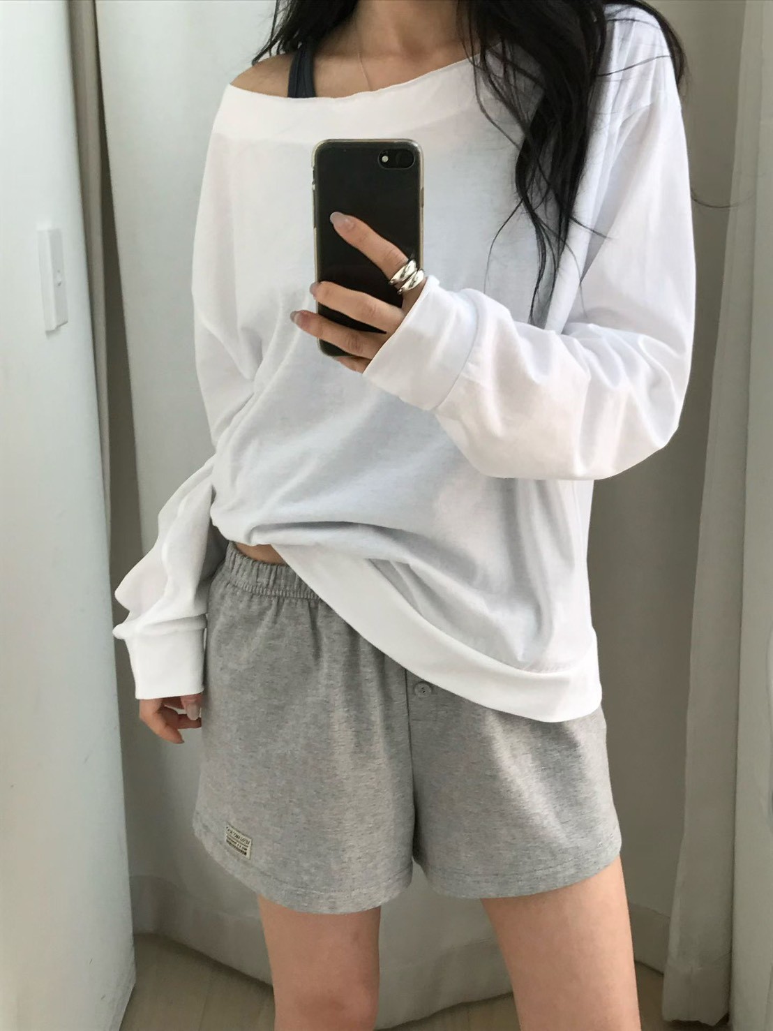 B91.小V家可露肩船領薄TEE