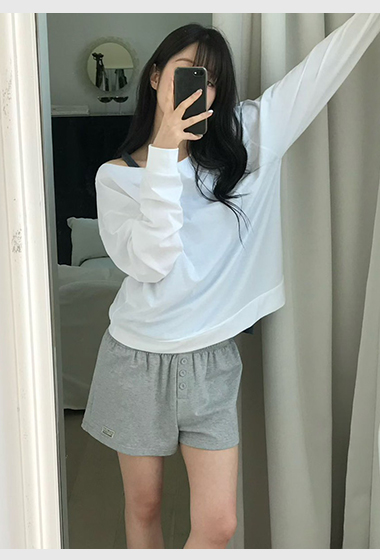 B91.小V家可露肩船領薄TEE