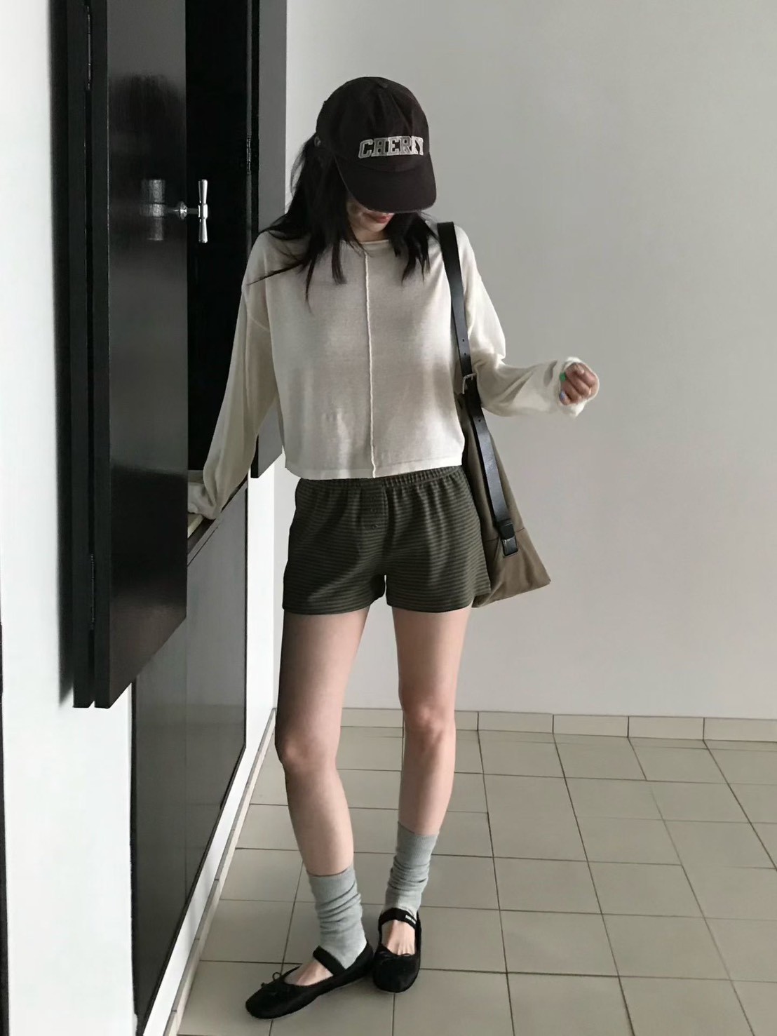 B88.小V家中心線卷邊薄針織