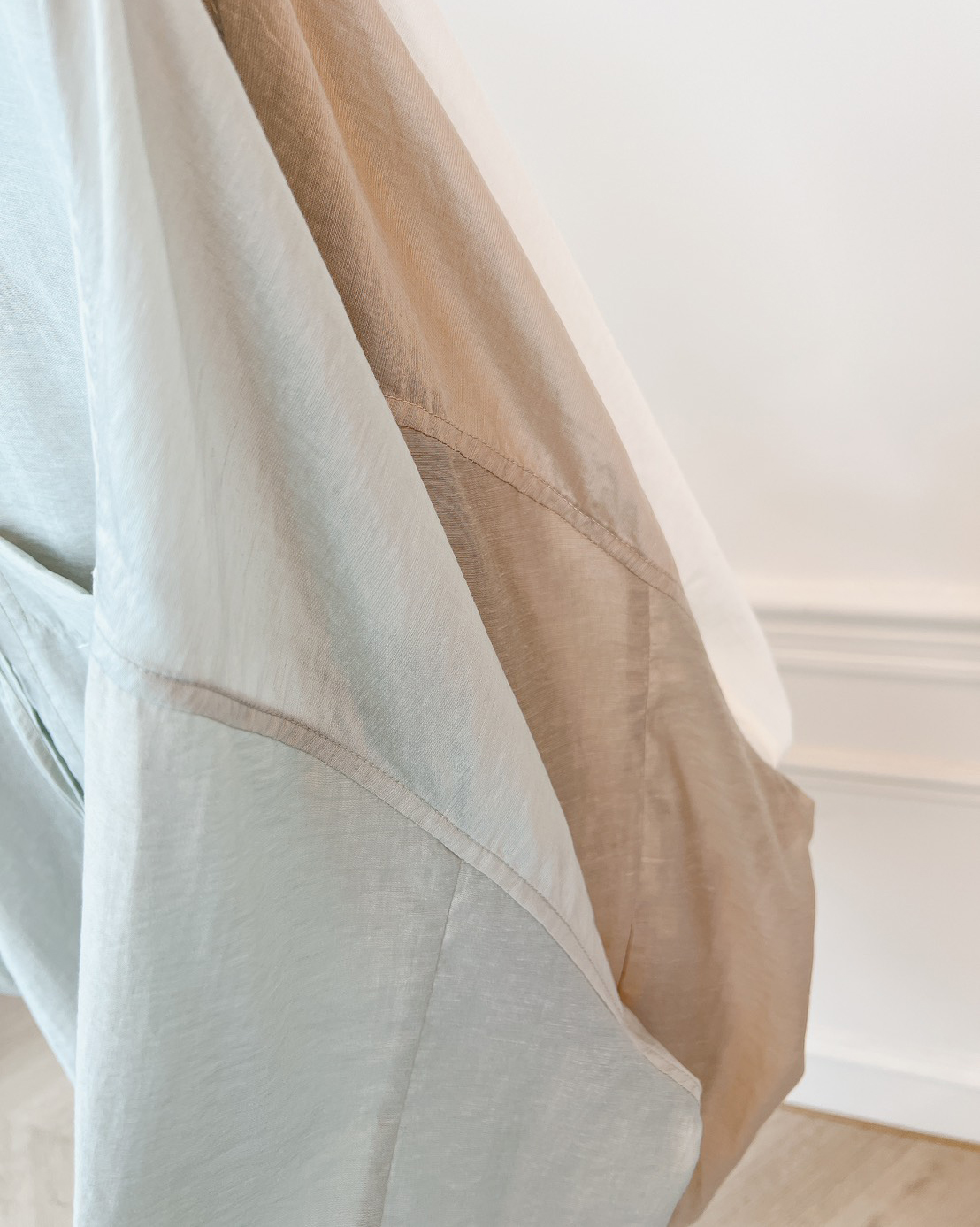 B22.防曬好幫手連帽襯衫外套