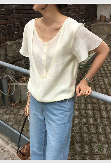 B35.櫥窗家假兩件U領視覺上衣