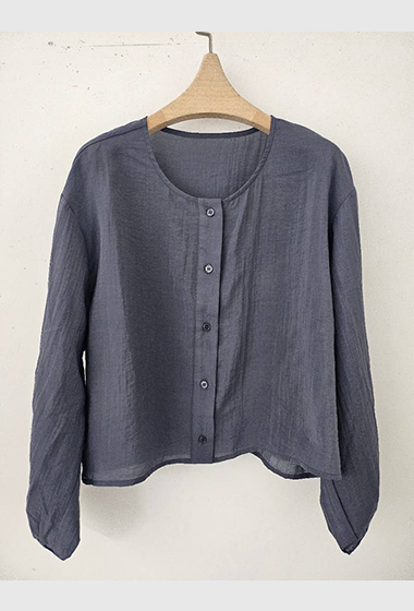 B94.星星家輕柔RAYON排釦上衣