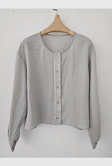 B94.星星家輕柔RAYON排釦上衣