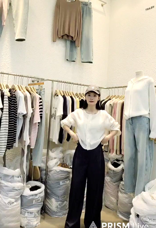 B94.星星家輕柔RAYON排釦上衣