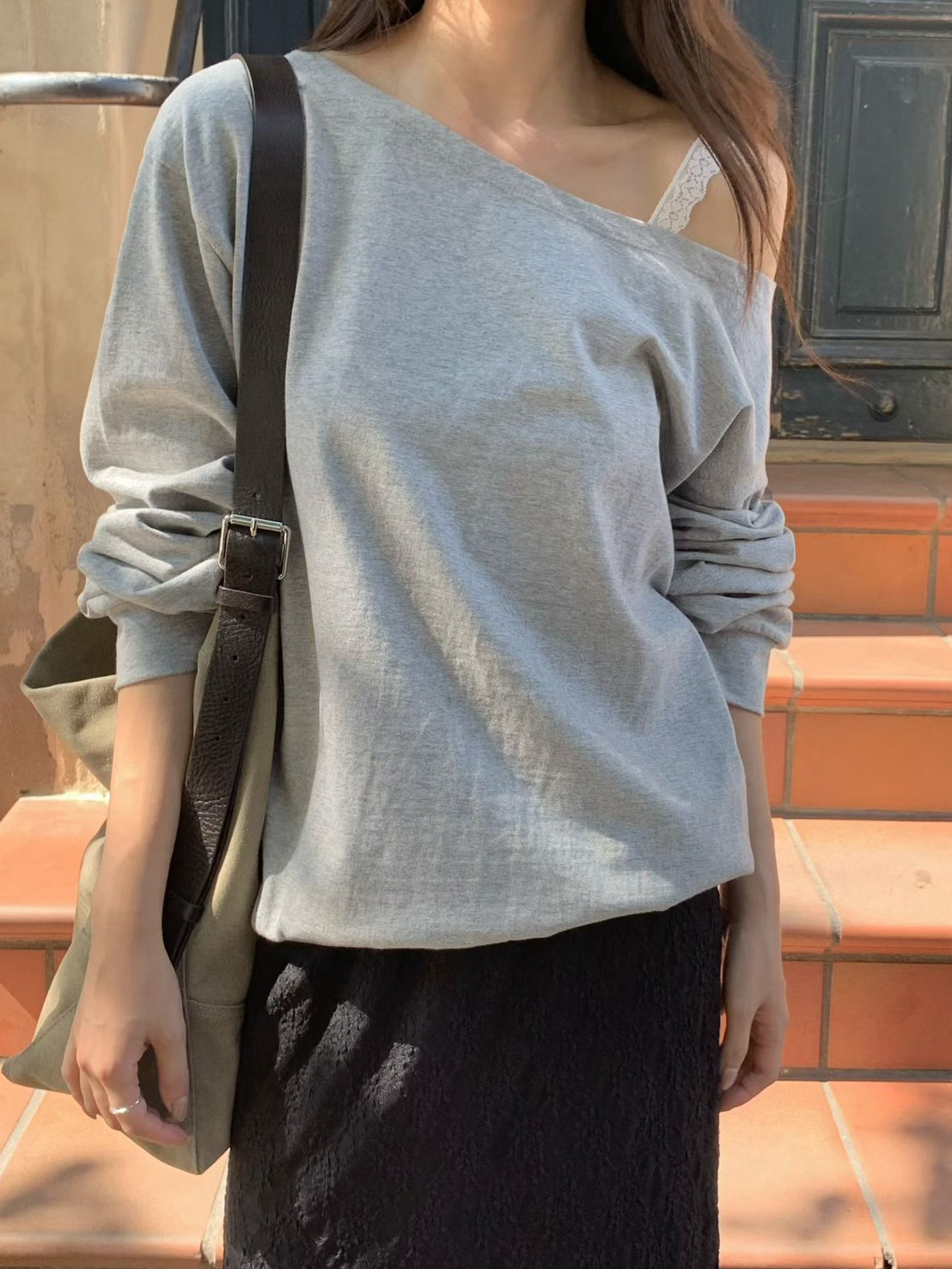 B48.小V家微甜女孩大領口上衣