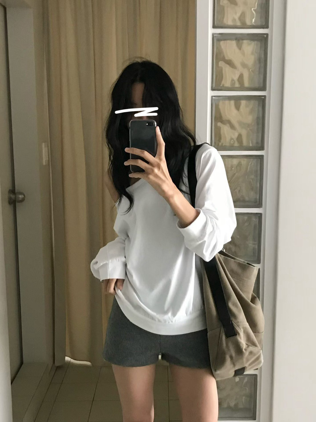 B48.小V家微甜女孩大領口上衣