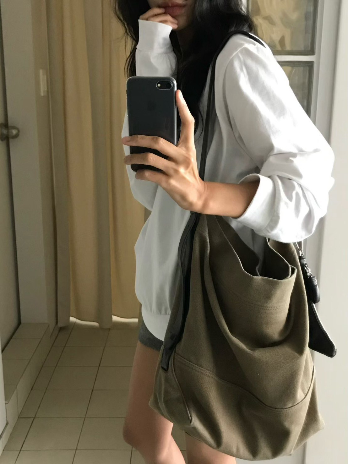 B48.小V家微甜女孩大領口上衣