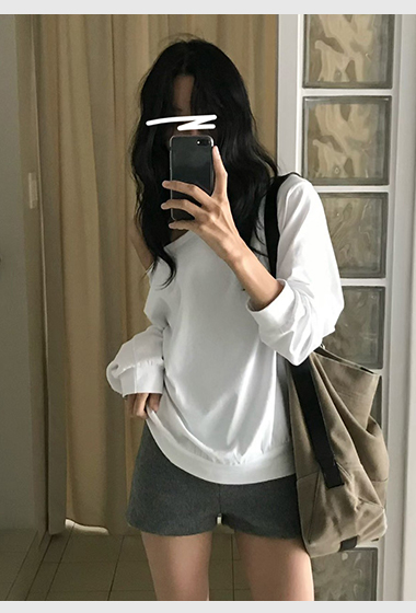 B48.小V家微甜女孩大領口上衣