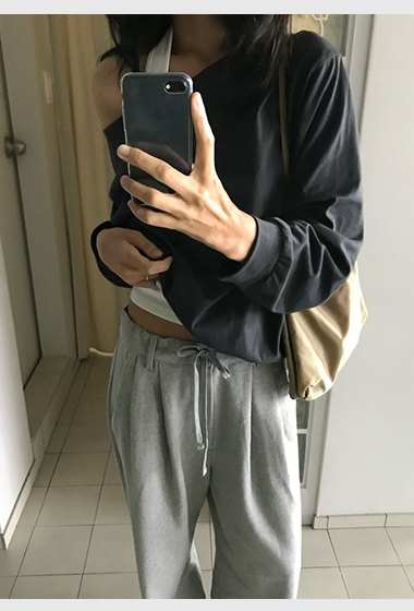 B48.小V家微甜女孩大領口上衣