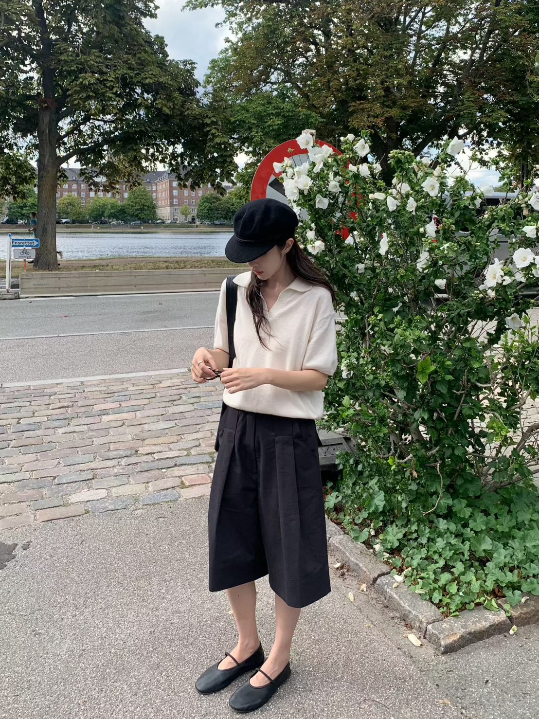 B49.小V家美麗諾高級翻領短袖毛衣