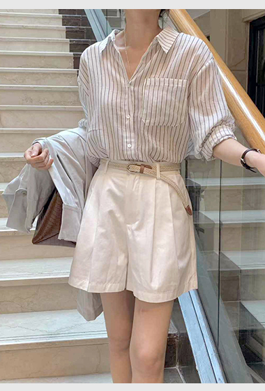 A47.自信亮眼直條紋襯衫