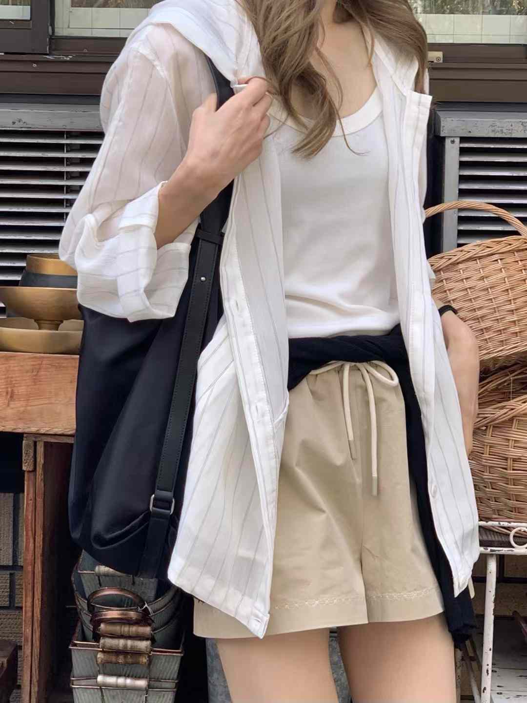 A132.休閒感線條口袋襯衫外套