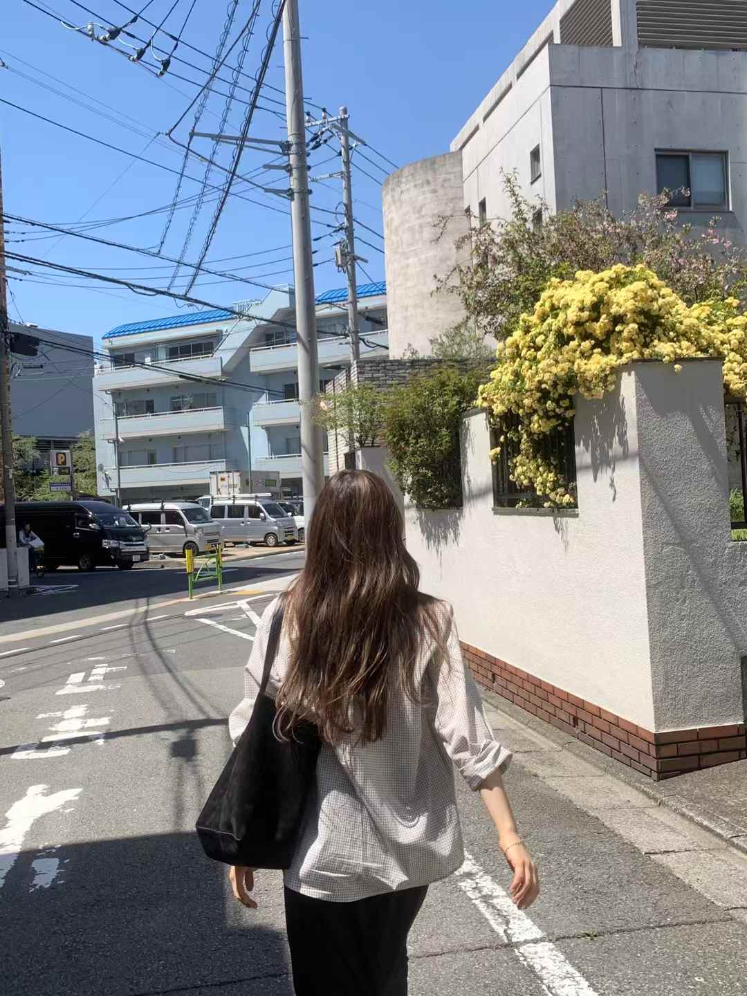A21.顏值家女孩小格紋襯衫