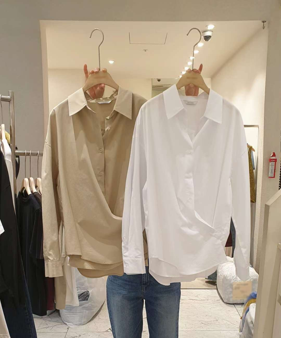 A55.小臉歐膩特色造型襯衫